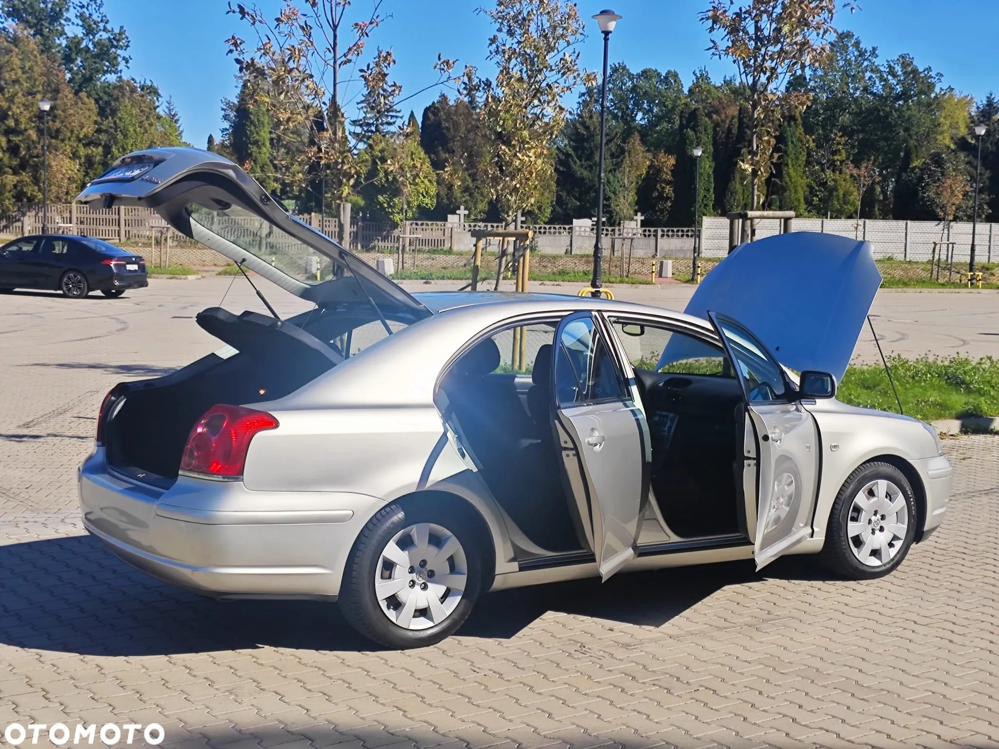 Toyota Avensis 1.8 VVT-i Terra Plus - 14