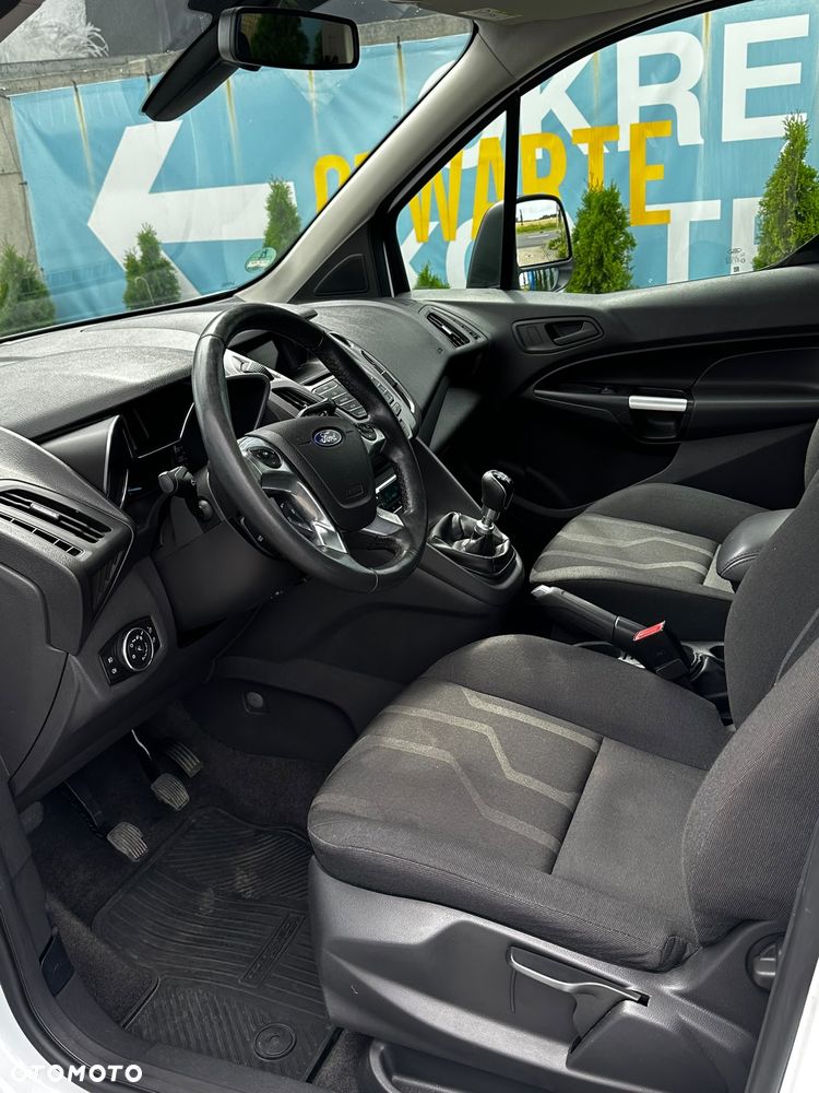 Ford Tourneo Connect Grand - 12