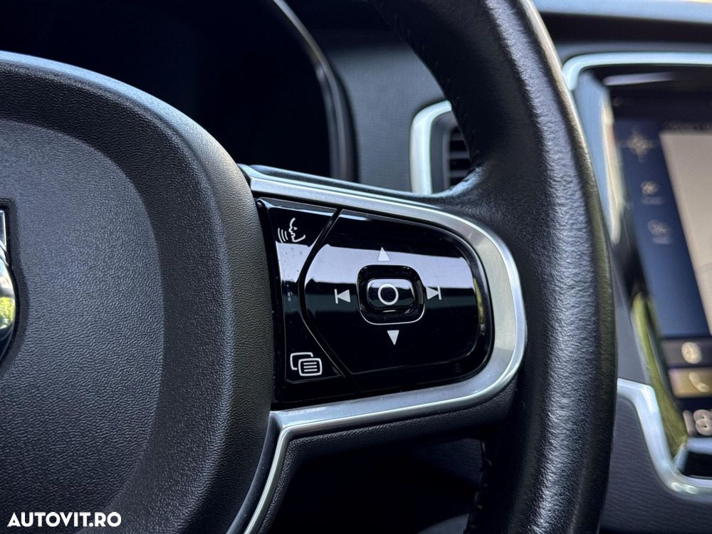 Volvo XC 90 - 12
