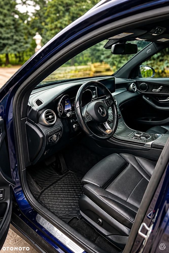Mercedes-Benz GLC - 4