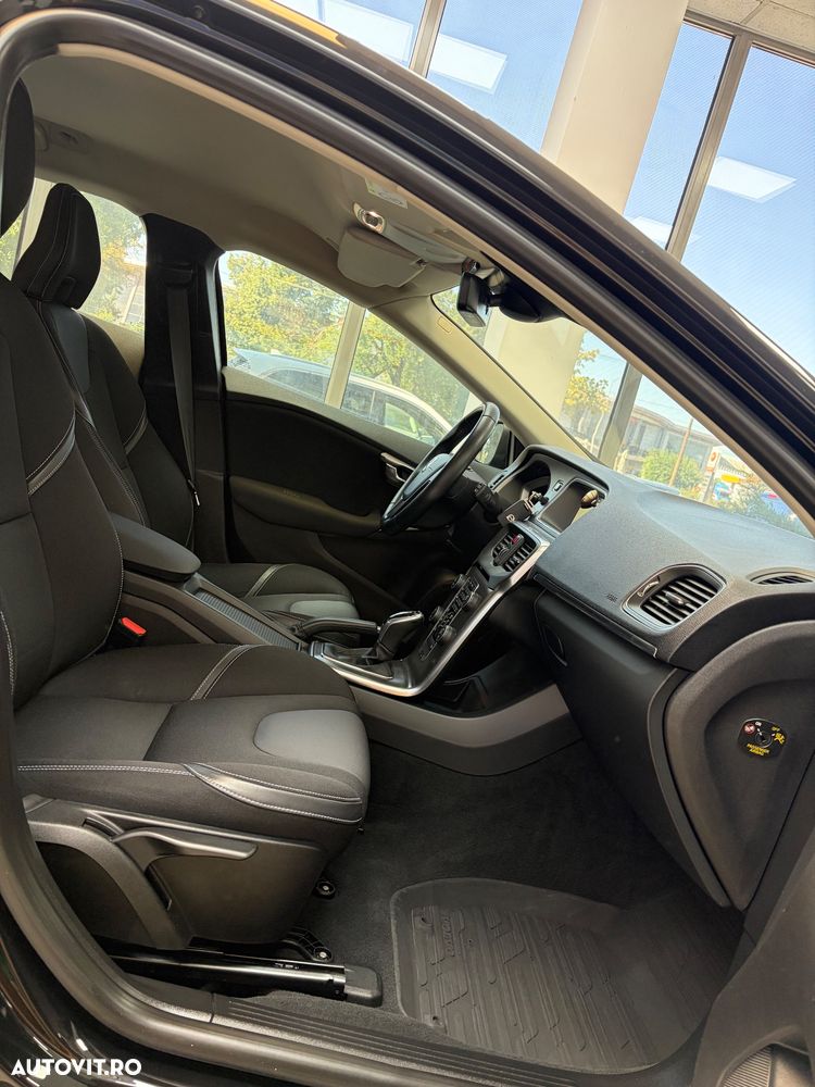 Volvo V40 ver-d3-geartronic-momentum - 12