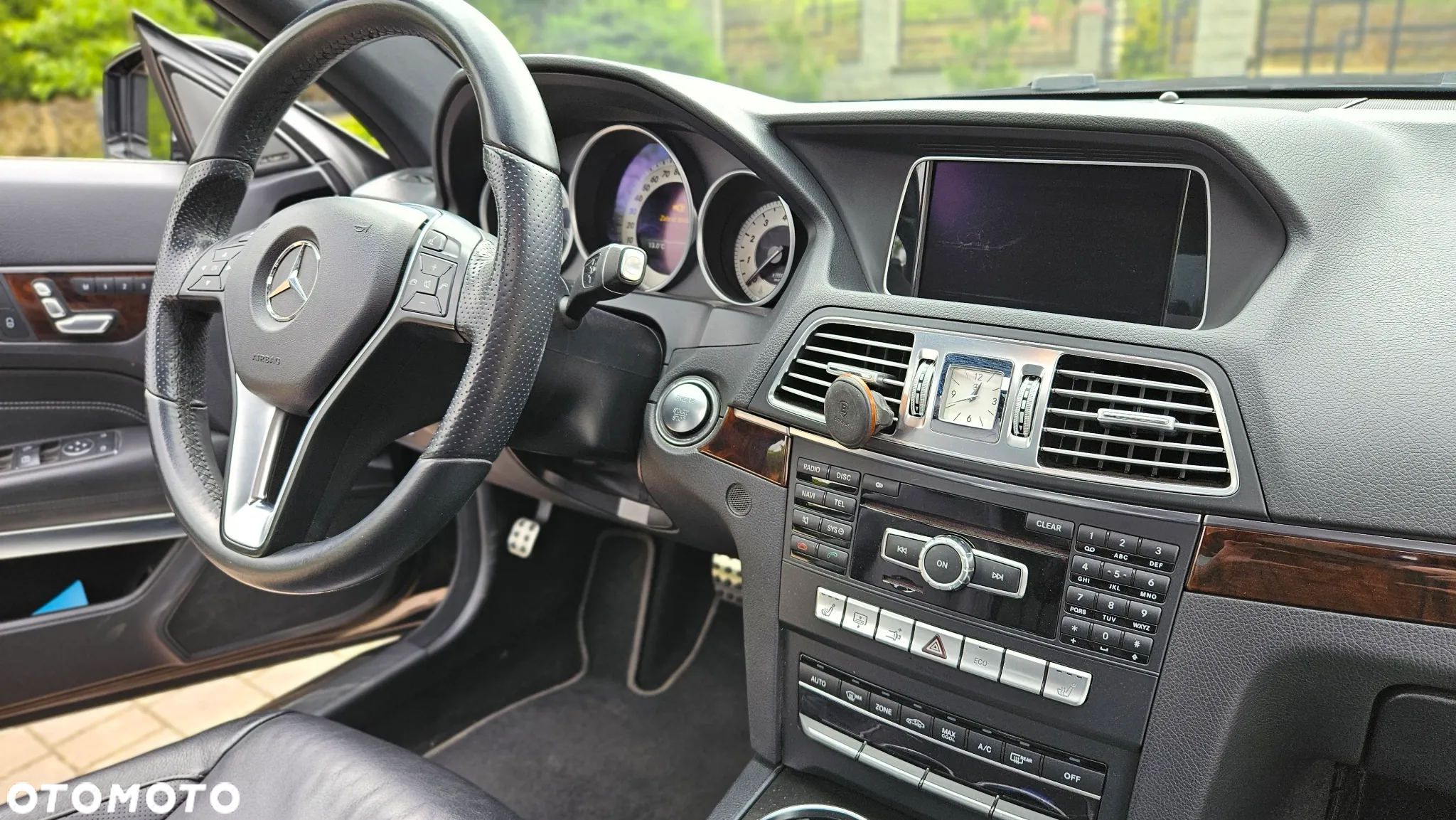 Mercedes-Benz Klasa E 350 Coupe 7G-TRONIC - 28