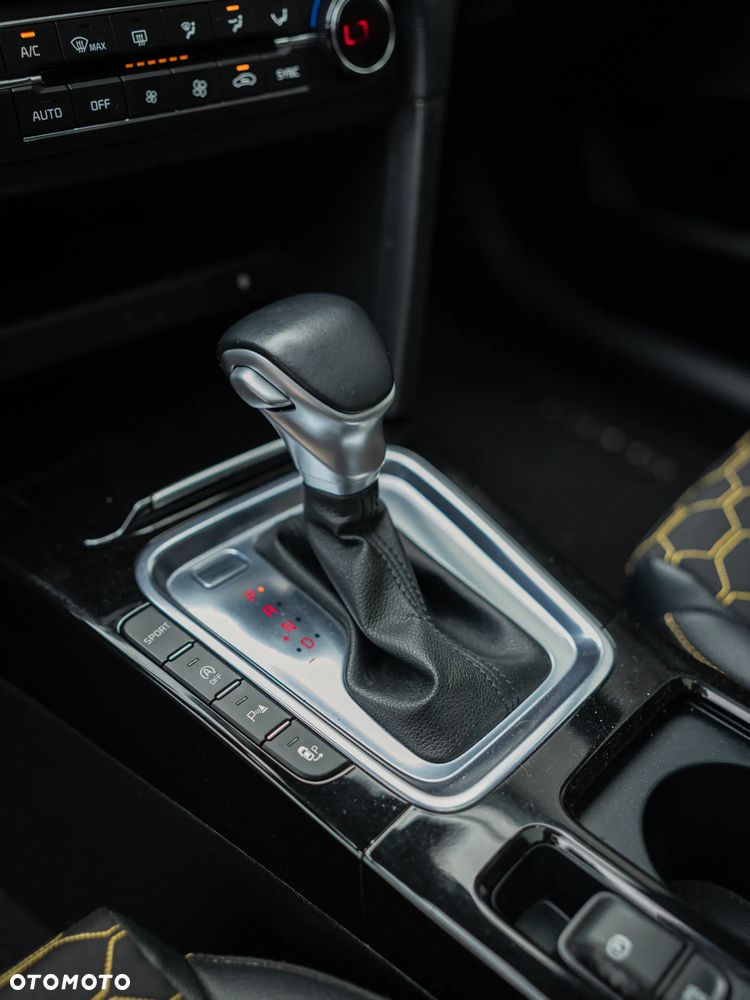 Kia XCeed 1.4 T-GDI OPF DCT7 LAUNCH EDITION - 19