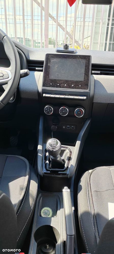 Renault Clio 1.0 TCe Evolution - 4