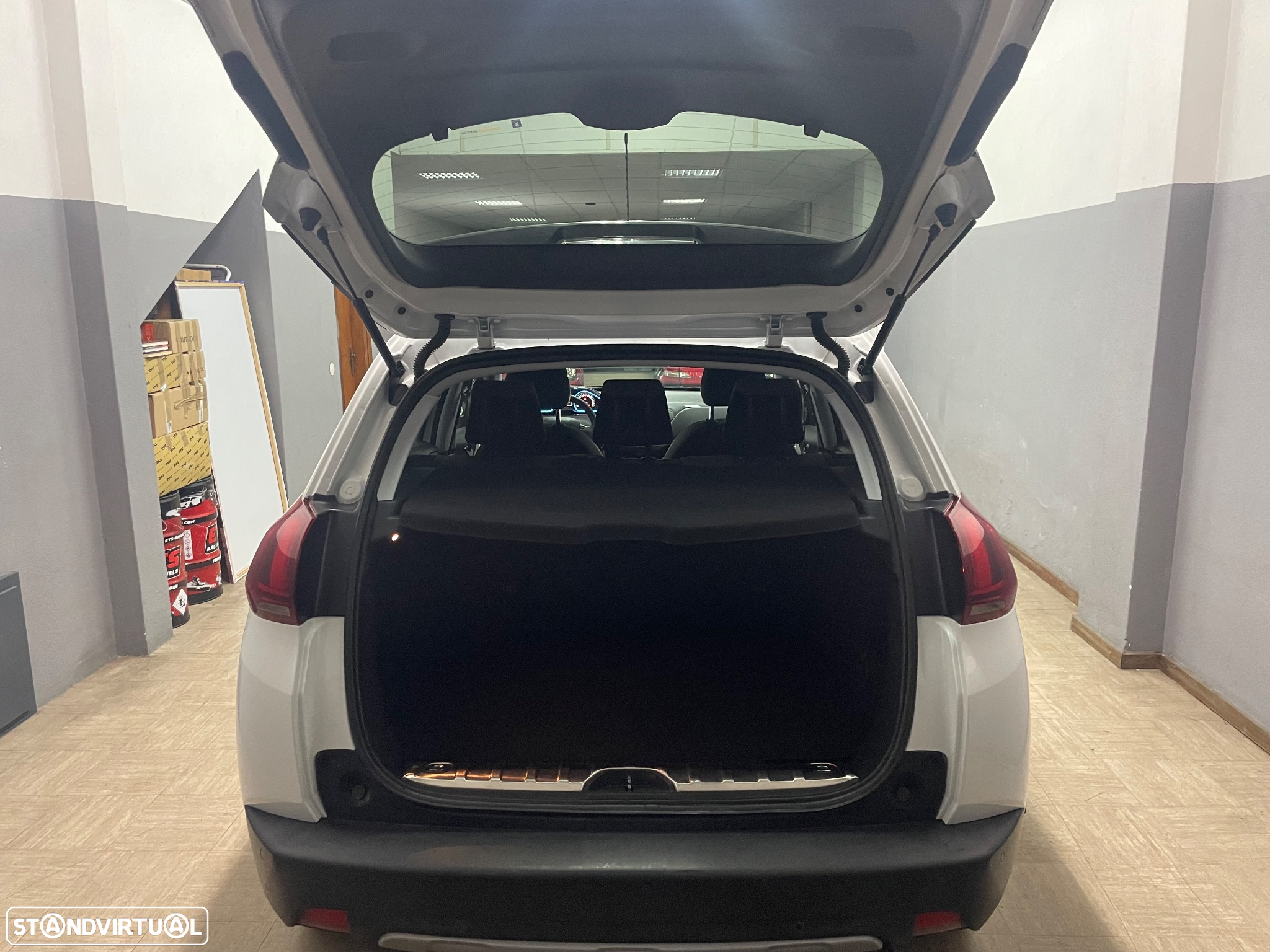 Peugeot 2008 PureTech 110 Stop&Start Allure - 8