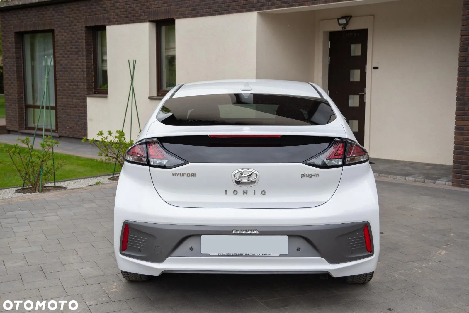 Hyundai IONIQ Plug-in-Hybrid 1.6 GDI Premium - 3