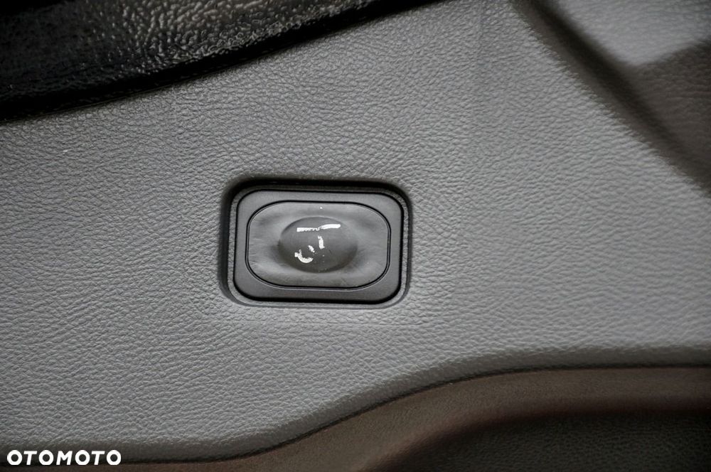 Ford Mondeo - 39