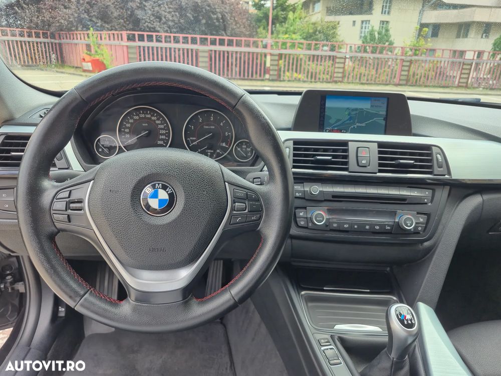 BMW Seria 3 318d Sport Line - 37