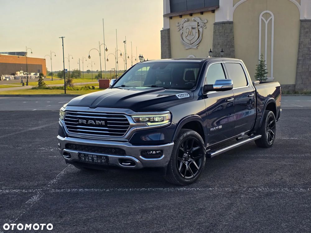 RAM 1500 Crew Cab Shortbed Longhorn - 1