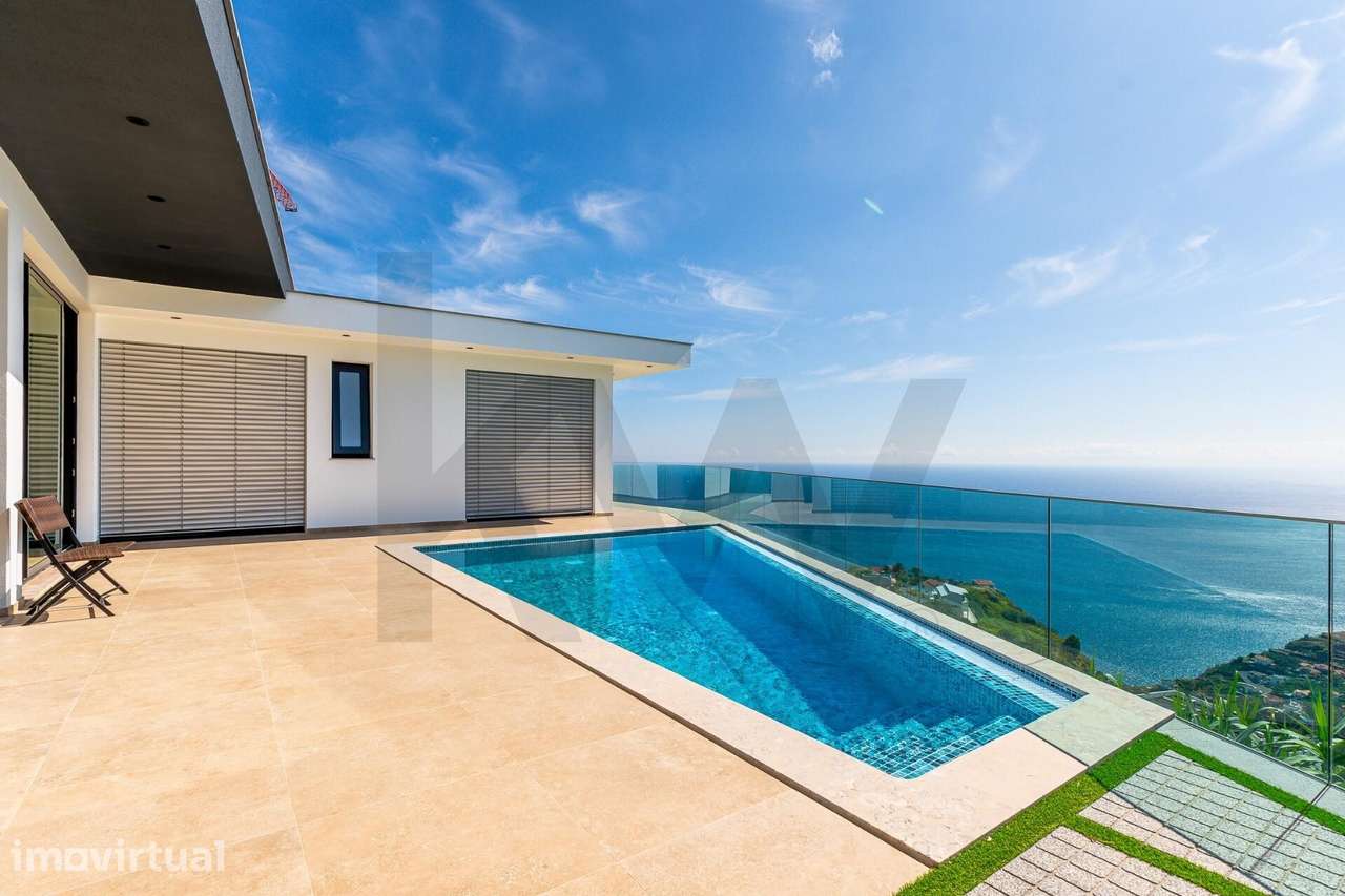 Moradia T3 com Piscina e Vista Mar | Arco da Calheta - Grande imagem: 2/18