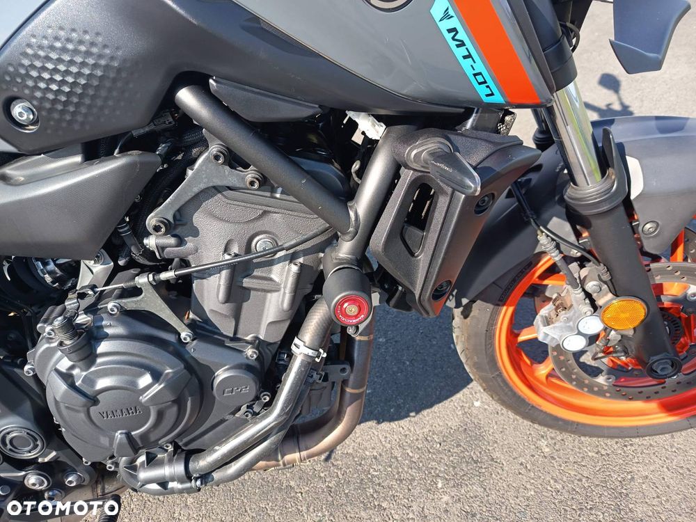 Yamaha MT - 15