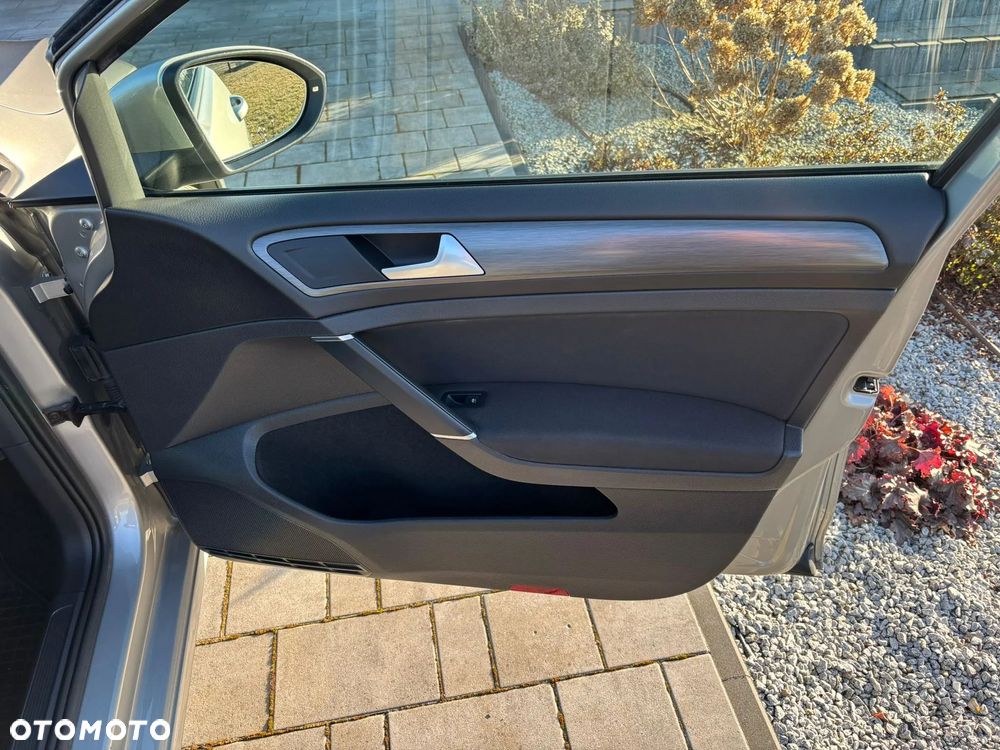 Volkswagen Golf 1.5 TSI BMT Comfortline - 12