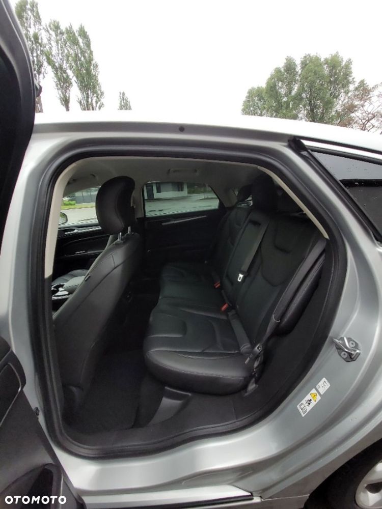 Ford Mondeo - 15