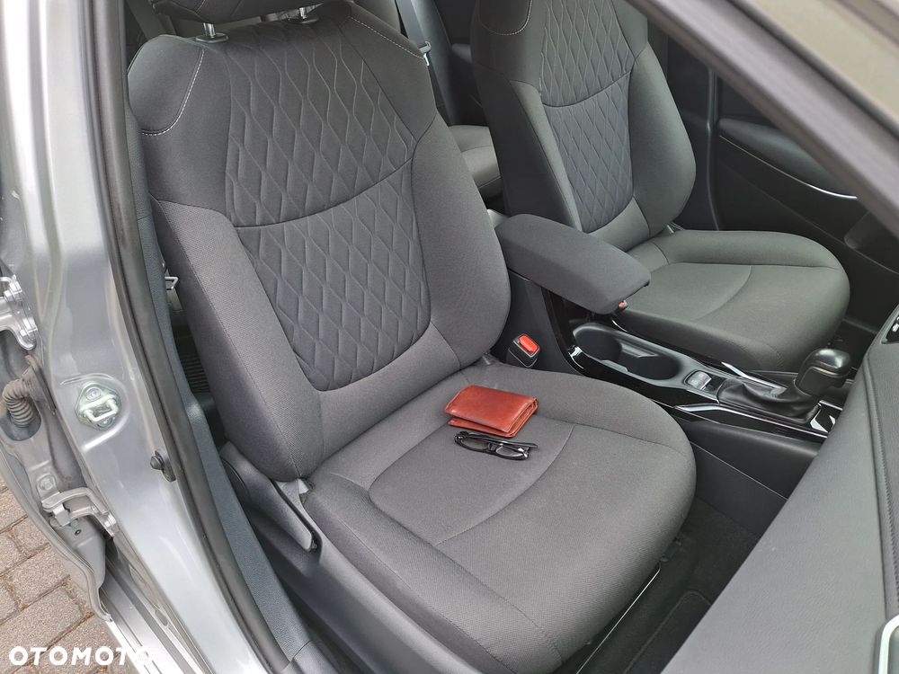 Toyota Corolla 1.8 Hybrid GPF Comfort - 23