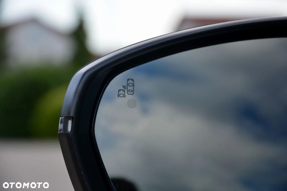 Peugeot 3008 BlueHDi 130 Stop & Start EAT8 GT - 32