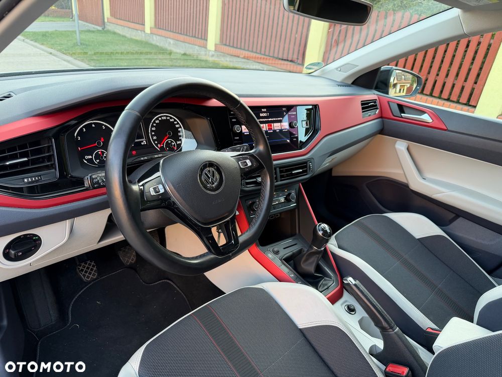 Volkswagen Polo - 24