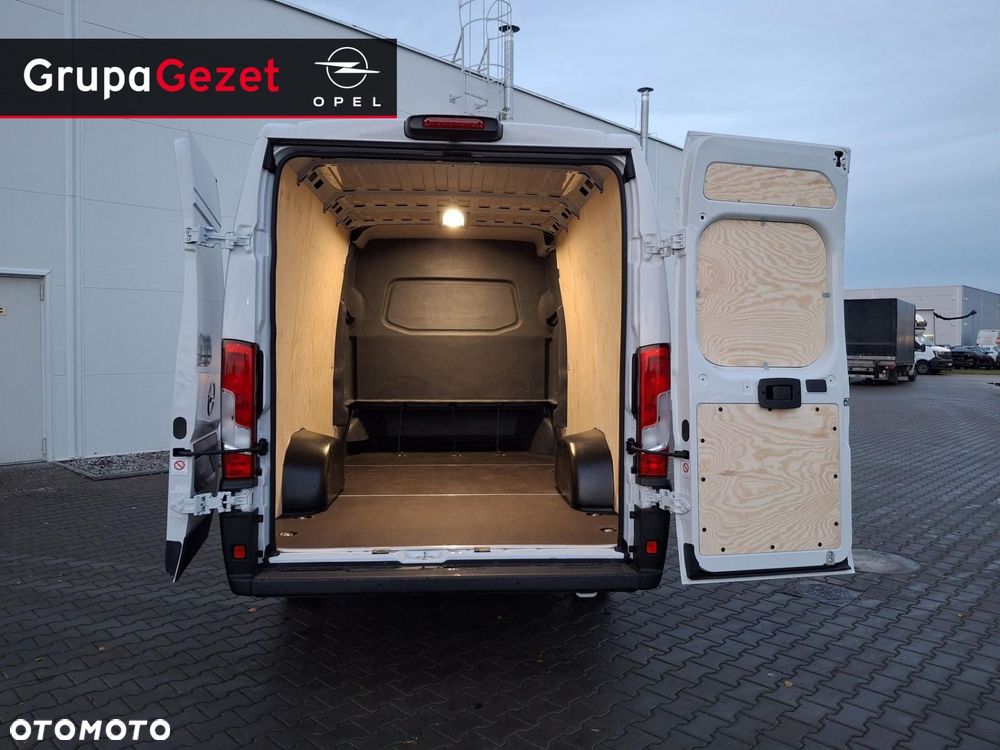 Opel Movano - 8