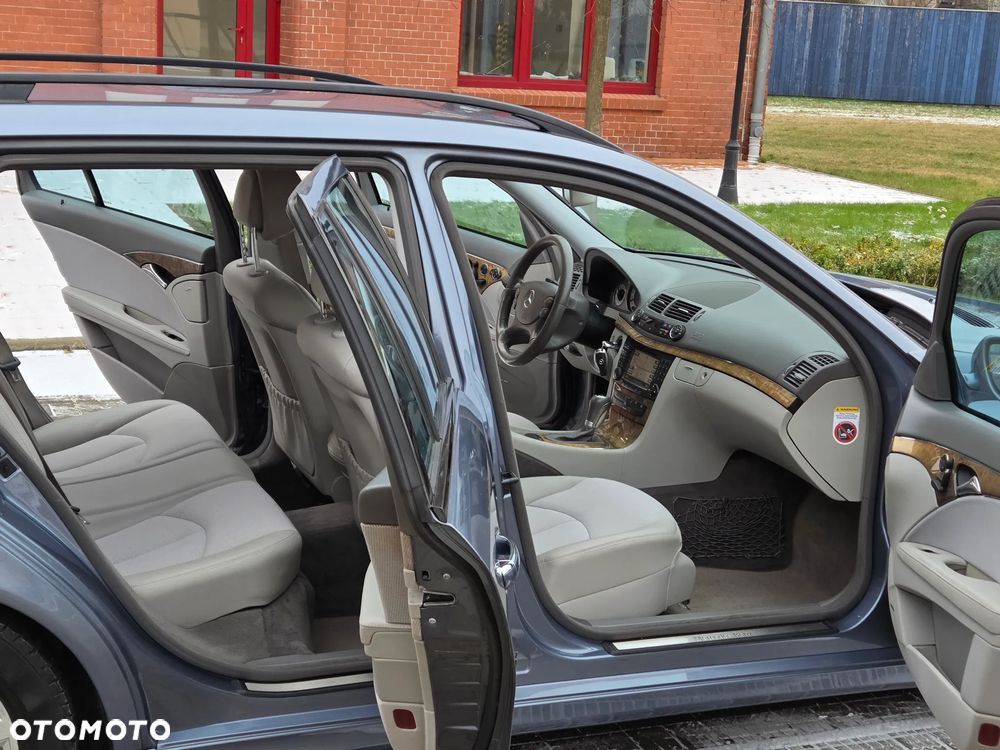 Mercedes-Benz Klasa E 320 CDI 4Matic Automatik Avantgarde DPF BusinessEDITION - 17