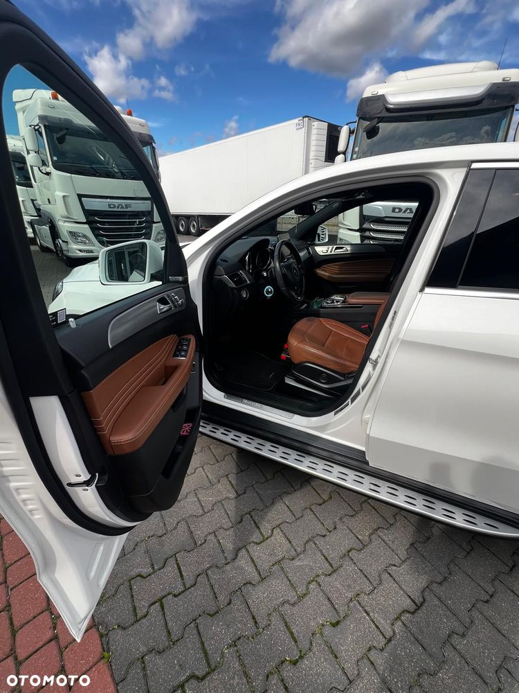 Mercedes-Benz GLE 350 d 4-Matic - 13