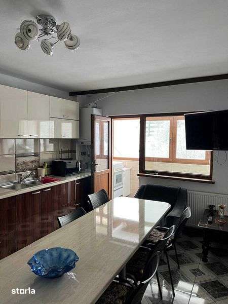 Relaxare intr-o oaza montana! Apart. 4 camere in Azuga - Valea Azugii — fotografia 1