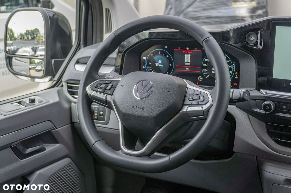 Volkswagen Caravelle - 26