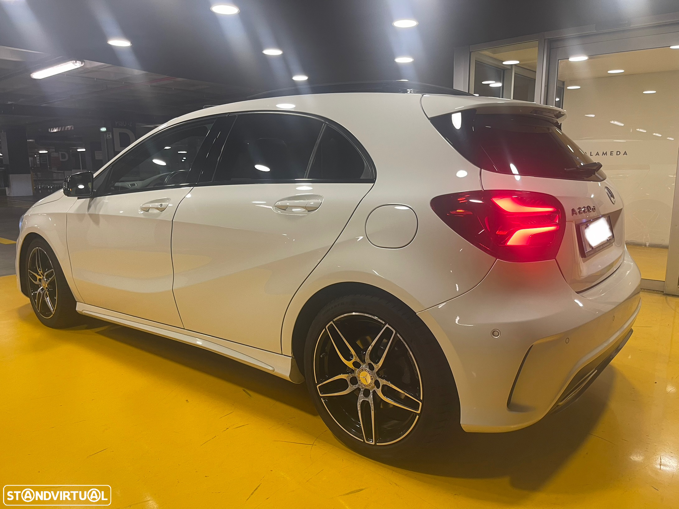 Mercedes-Benz A 220 d AMG Line Aut. - 12