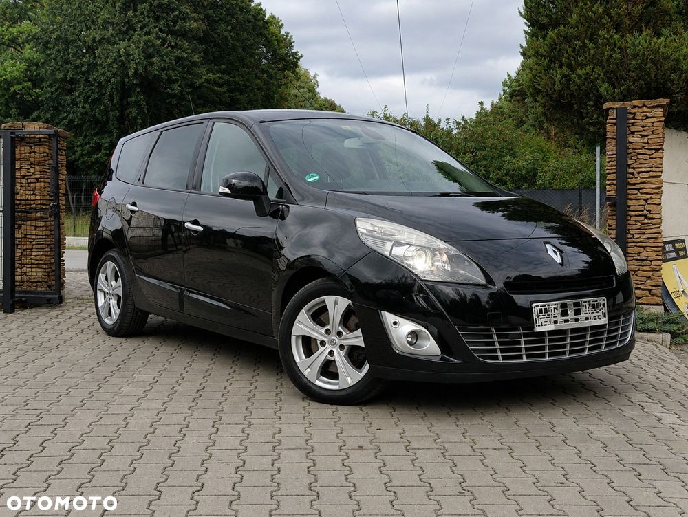 Renault Grand Scenic - 1