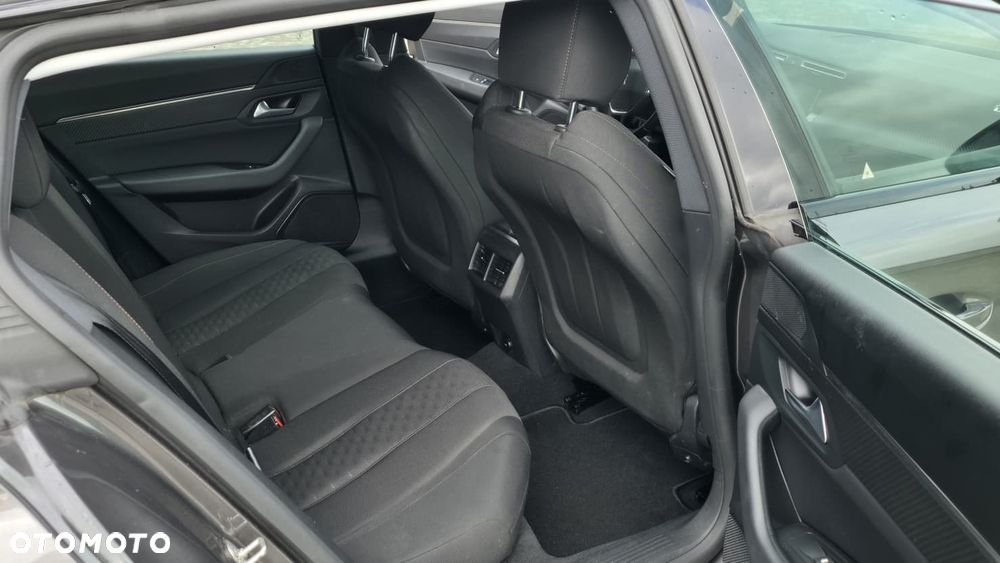 Peugeot 308 1.2 PureTech Active S&S EAT6 - 13