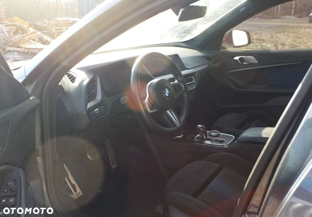 BMW Seria 1 - 21