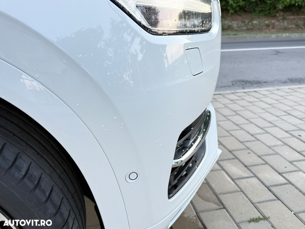 Volvo XC 90 - 22