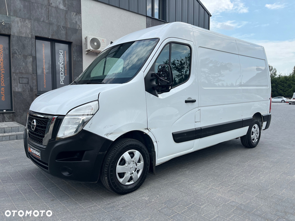 Nissan NV400