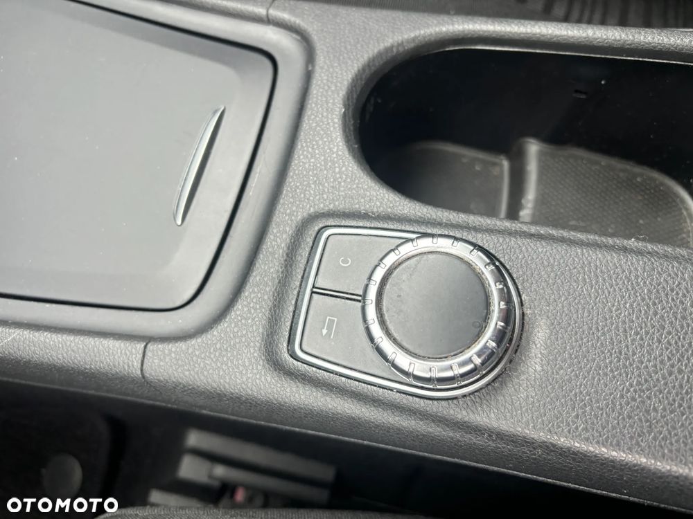 Mercedes-Benz Klasa A 180 (BlueEFFICIENCY) 7G-DCT Style - 28