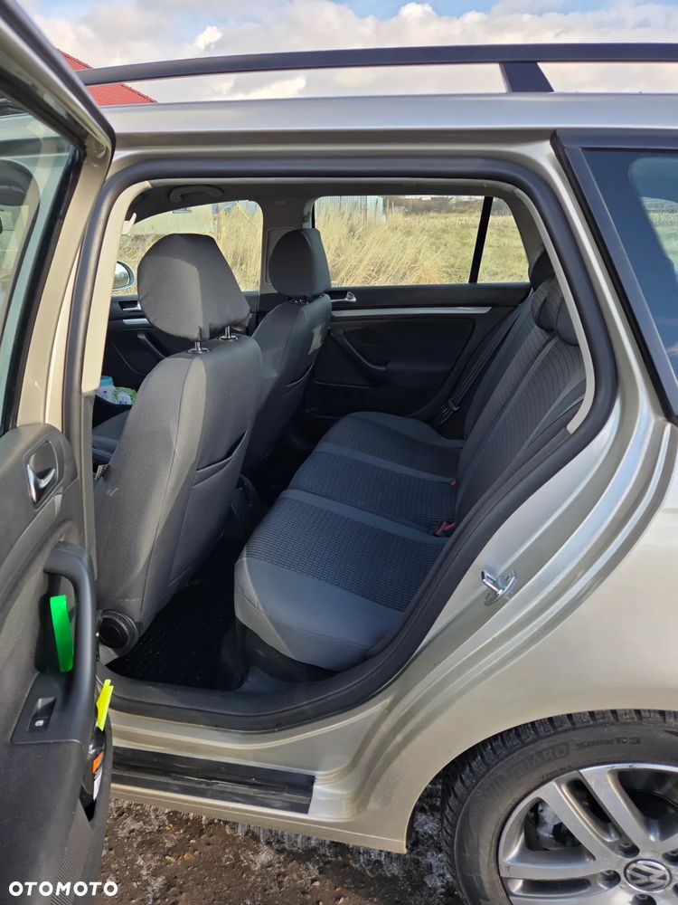 Volkswagen Golf 1.6 TDI Trendline - 31