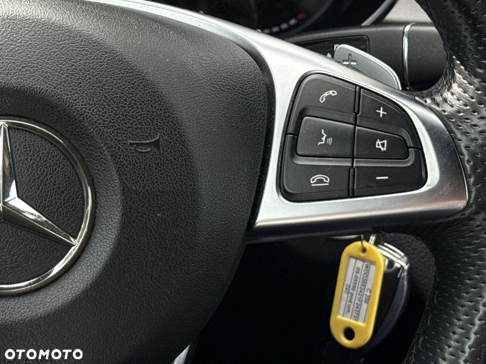 Mercedes-Benz Klasa C 200 7G-TRONIC - 19