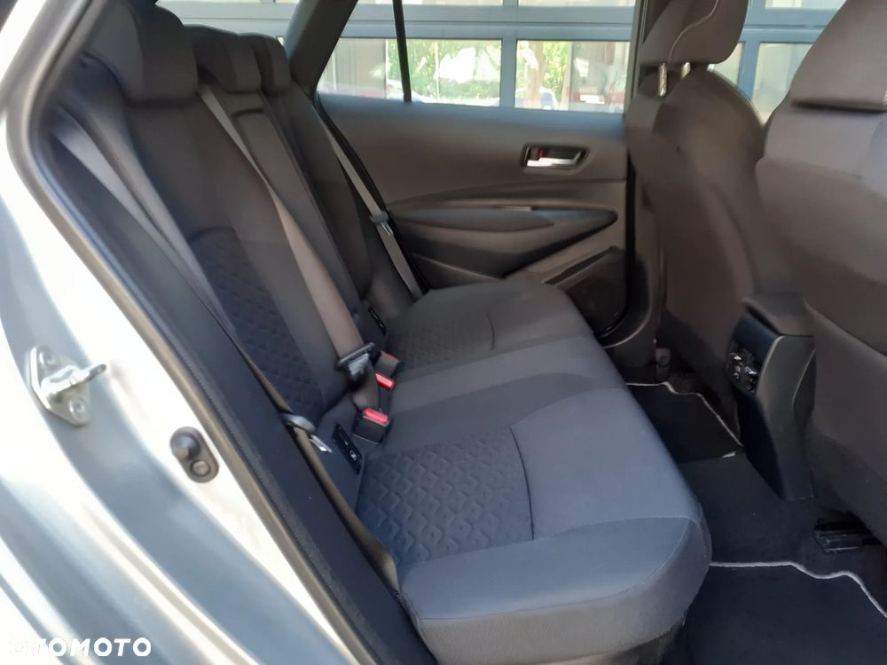 Toyota Corolla - 25