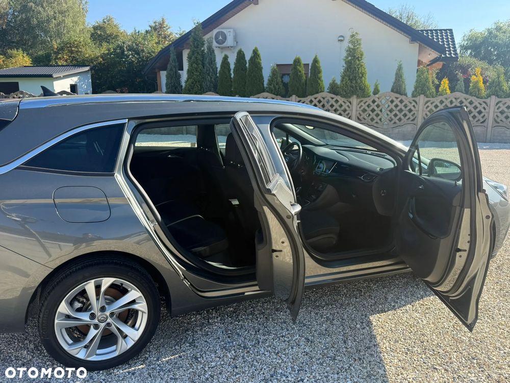 Opel Astra 1.6 T GPF Dynamic S&S - 32
