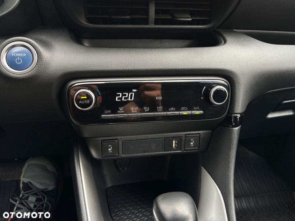 Toyota Yaris - 18