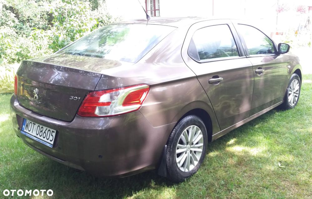 Peugeot 301 1.2 VTi/Pure Tech Allure - 4