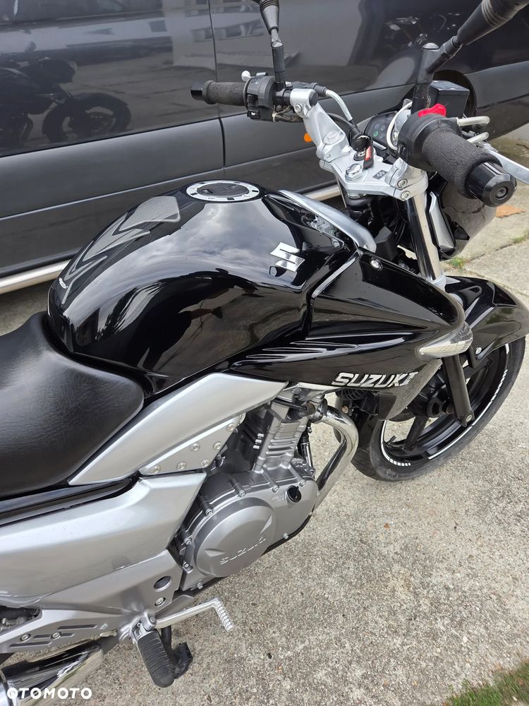 Suzuki GW 250 - 6
