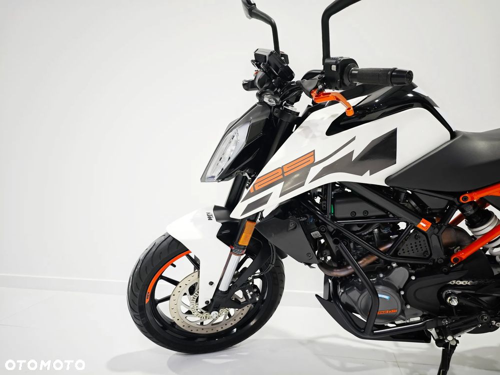 KTM Duke - 13