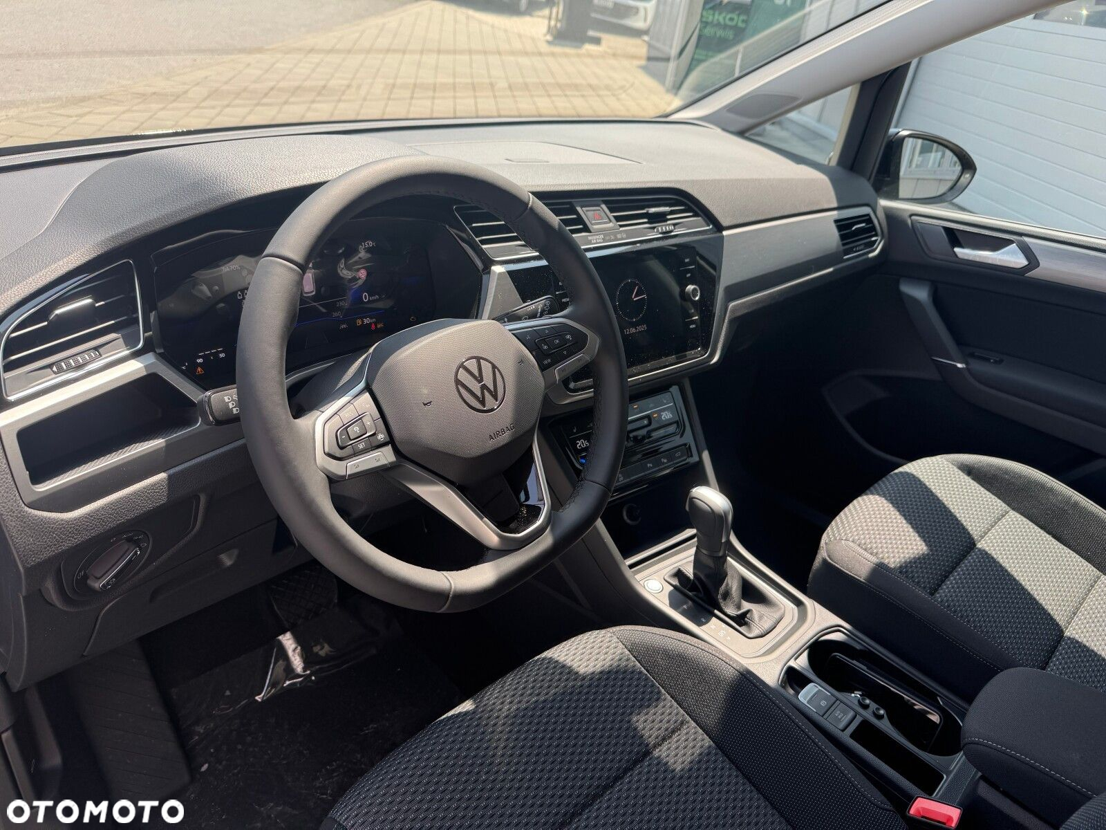 Volkswagen Touran 1.5 TSI EVO Comfortline Plus DSG - 10
