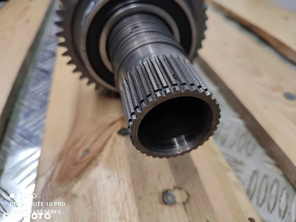 Wałek z kołem zębatym skrzynia biegów Deutz Fahr Agrotron 100 (ZF2095368053) - 3