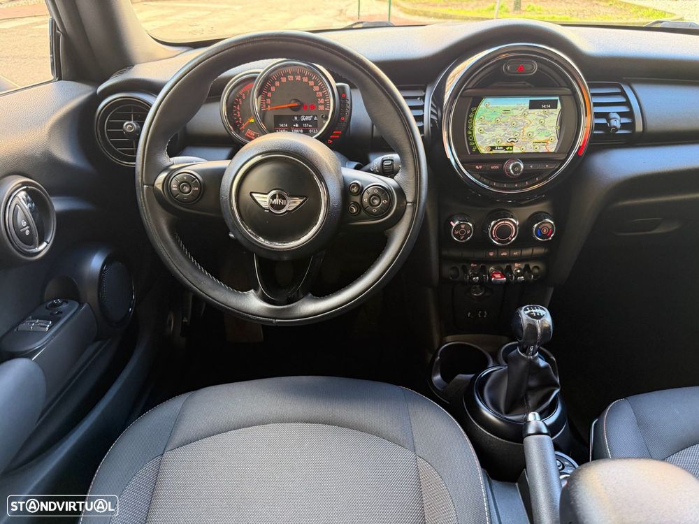 MINI 3 Portas One - 10