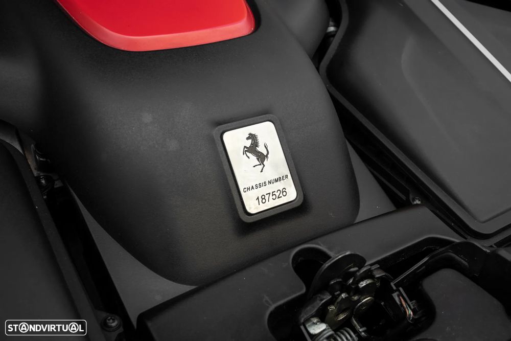 Ferrari FF 6.3 V12 - 7