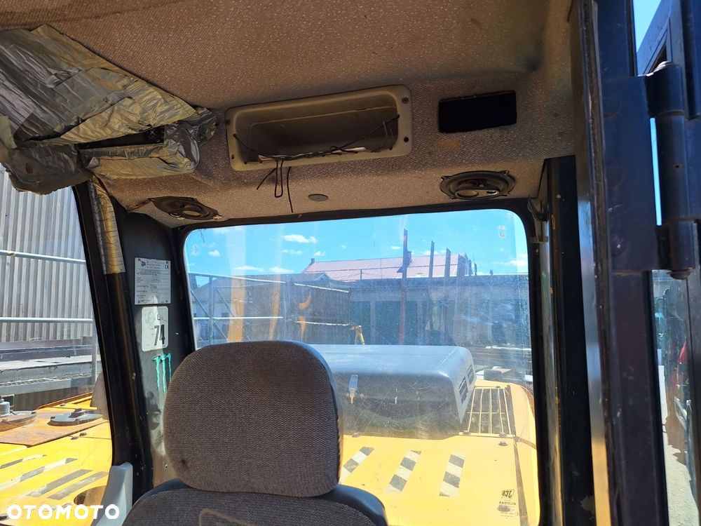 JCB Js 210L - 21