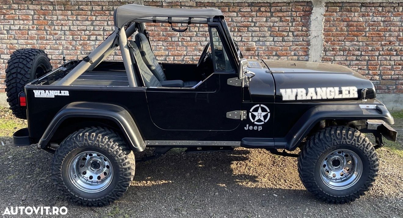 Jeep Wrangler - 1
