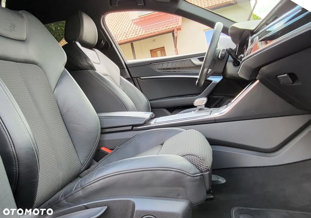 Audi A6 Avant - 16