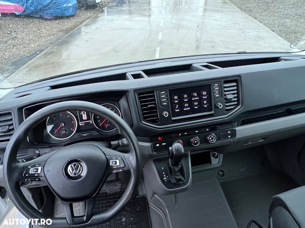 Volkswagen Crafter - 1
