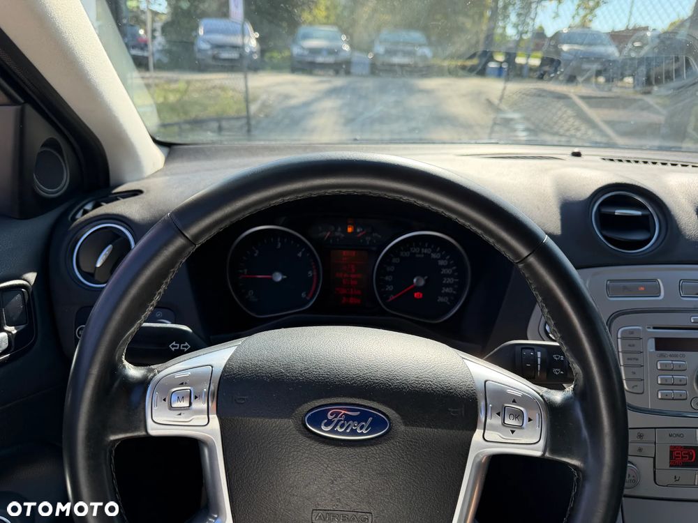 Ford Mondeo 2.0 TDCi Champions Edition - 21