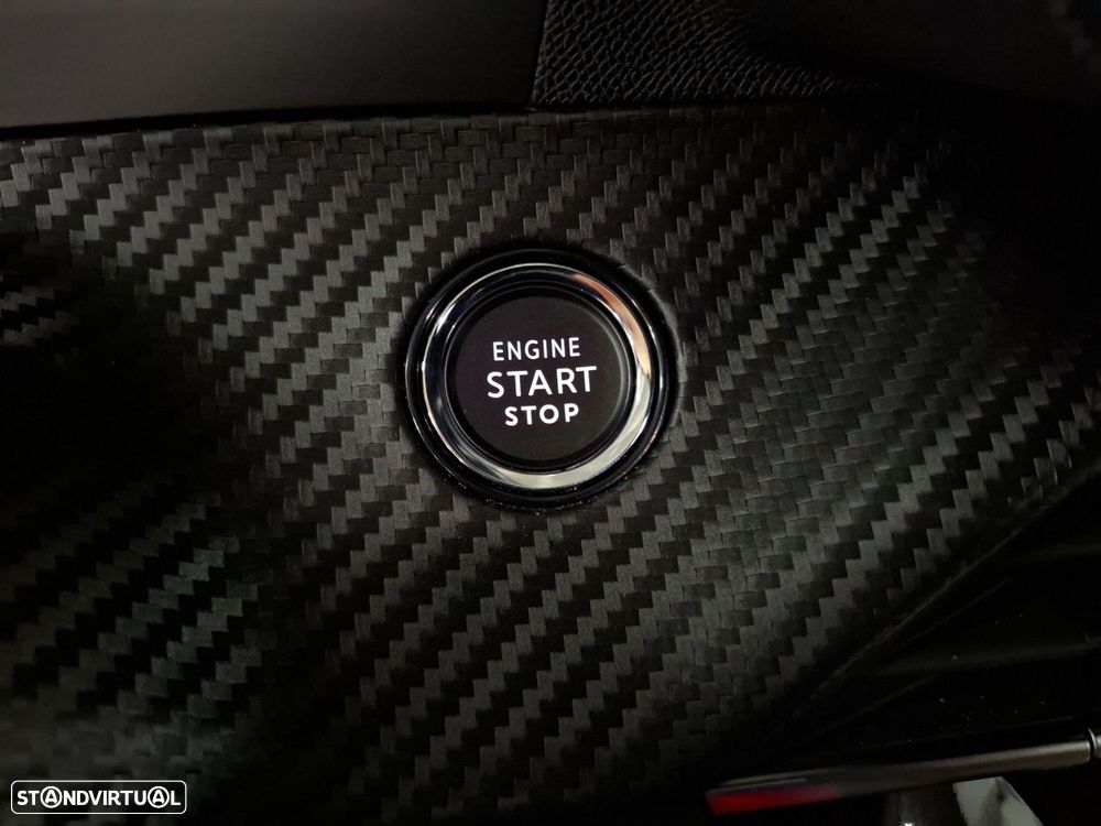 Peugeot e-2008 54 kWh Allure - 19